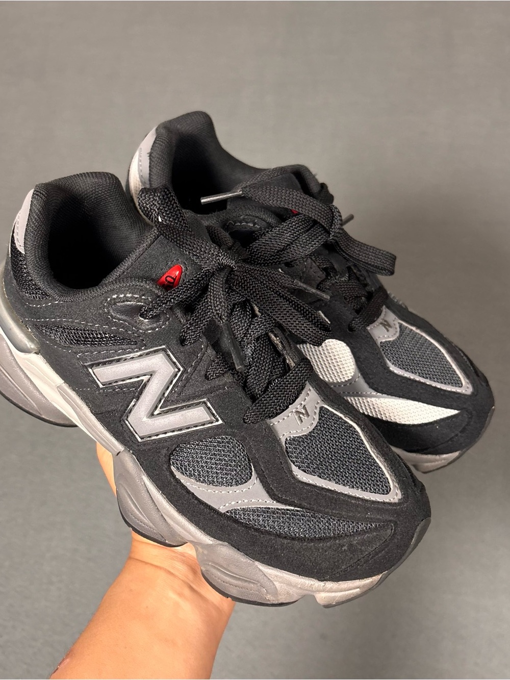 New Balance 9060 Sneakers Suede Black Grey Size 2Y